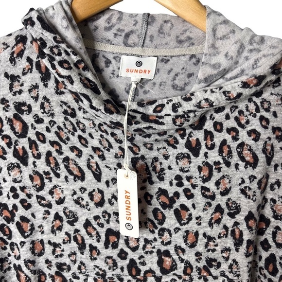 Sundry Draped Leopard Print Hoodie Top Gray Size 1 Small - Picture 4 of 8